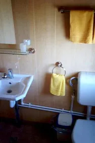Elga's Punk Rock Hostel - Image 4