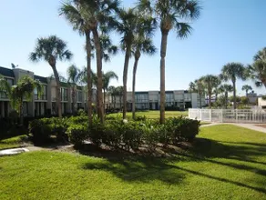 Royal Inn - Image 2
