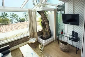 Sea Views-Free Parking - Image 5