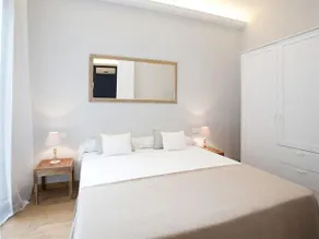 Two Sisters Apartments - Image 4