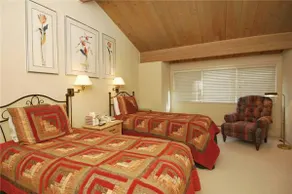 Chateau Aspen Condominiums - Image 3