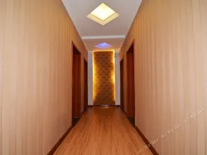 Yanling Hongtai Business Hotel - Image 3