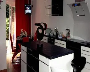 Acer Guest House - Image 2