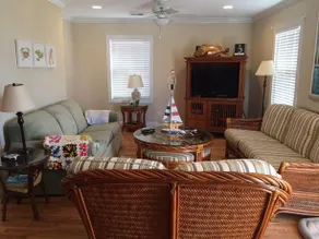 Full Sail 3 Br home by RedAwning - Image 4