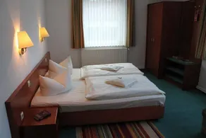 Garni-Hotel Alt Wernigeröder Hof - Image 4