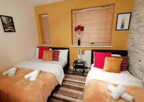 Dafolsuite - Luxury Serviced Accommodation - Image 1