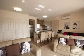 Yarra Glen Apartments - Image 4