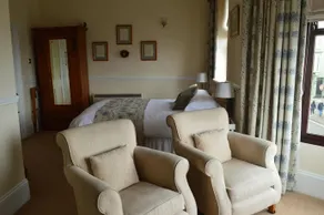 Rebleen Guest House - Image 3