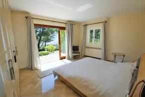 Luxury villa in Cannes hills - Image 5