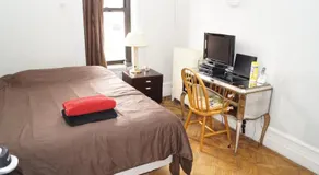 Central Park Studios - Image 2