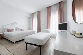 Hotel Home Florence - Image 4