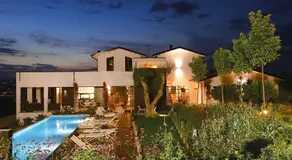 Idea 18 Boutique Hotel - Image 2
