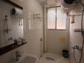 Fengwei Hostel - Image 5
