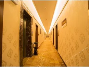 Jin Jiang The Grand Hotel - Image 2