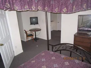 Georgian Manor Inn - Image 5