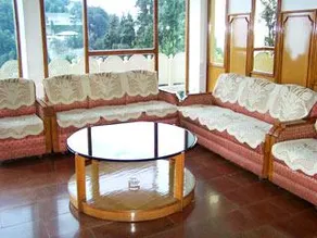 Hotel Spring - Image 4