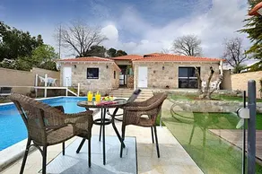 Monro Boutique Suites - Image 4