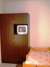 Pako Vendeghaz - Image 3
