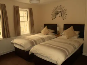 Strathallan Guest House - Image 3