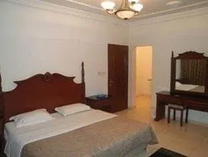 Al Hamra Palace King Abdullah Branch - Image 4