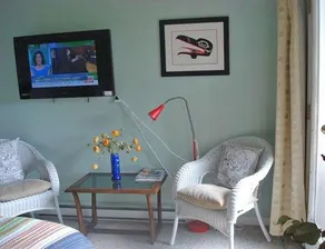 Carolyn's Cove B&B - Image 4