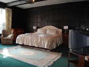 The Royal Oak - Image 5