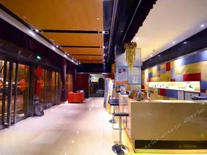 Degas Art Hotel - Wuhan - Image 4