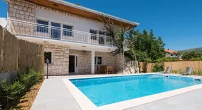 Holiday Home Costa - Image 2