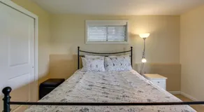 Fisherman Bay Beach House - Image 5