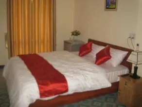House Backpackers - Image 3