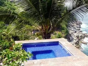 Pepes Hideaway - Image 3