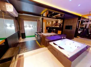 Motel Opium - Image 5