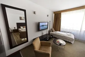 Metropolitan43 Apartment Hotel - Image 4