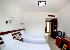 Wuyi Shanshui Hotel - Image 3