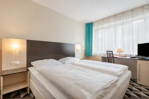 AZIMUT Hotel City South Berlin - Image 5