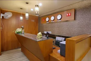 Hotel Skyview - Image 2