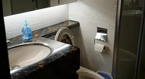 Beihai Golf Vacation Apartment - Image 3