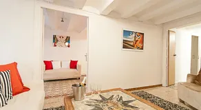 BorntoBcn Beach - Image 5