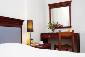 Hotel Solaris - Image 4