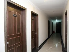 Yichang Jintai Business Hotel - Image 3