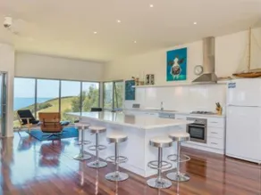 Moo Cow Beach House Apollo Bay - Image 4