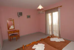 Tsipouri Gorgona - Image 3