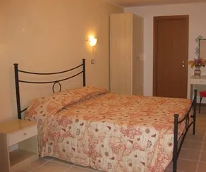A Due Passi Dal Mare Bed and Breakfast - Image 2