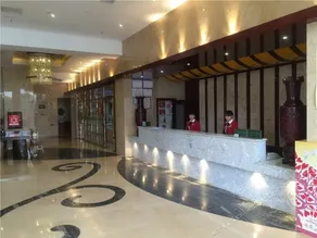 New Huatian Hotel - Image 2