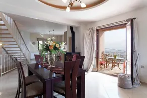 The Green Villa - Image 2