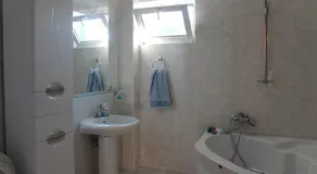 Batumi Green Cape Guest House - Image 5