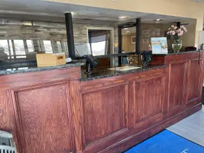 Quality Inn Dunmore - Image 4