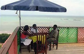Abuesi Beach Resort - Image 4