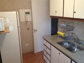 Easy Luxury Los Galgos - Image 3