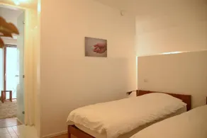 The Bed To Be - Image 4